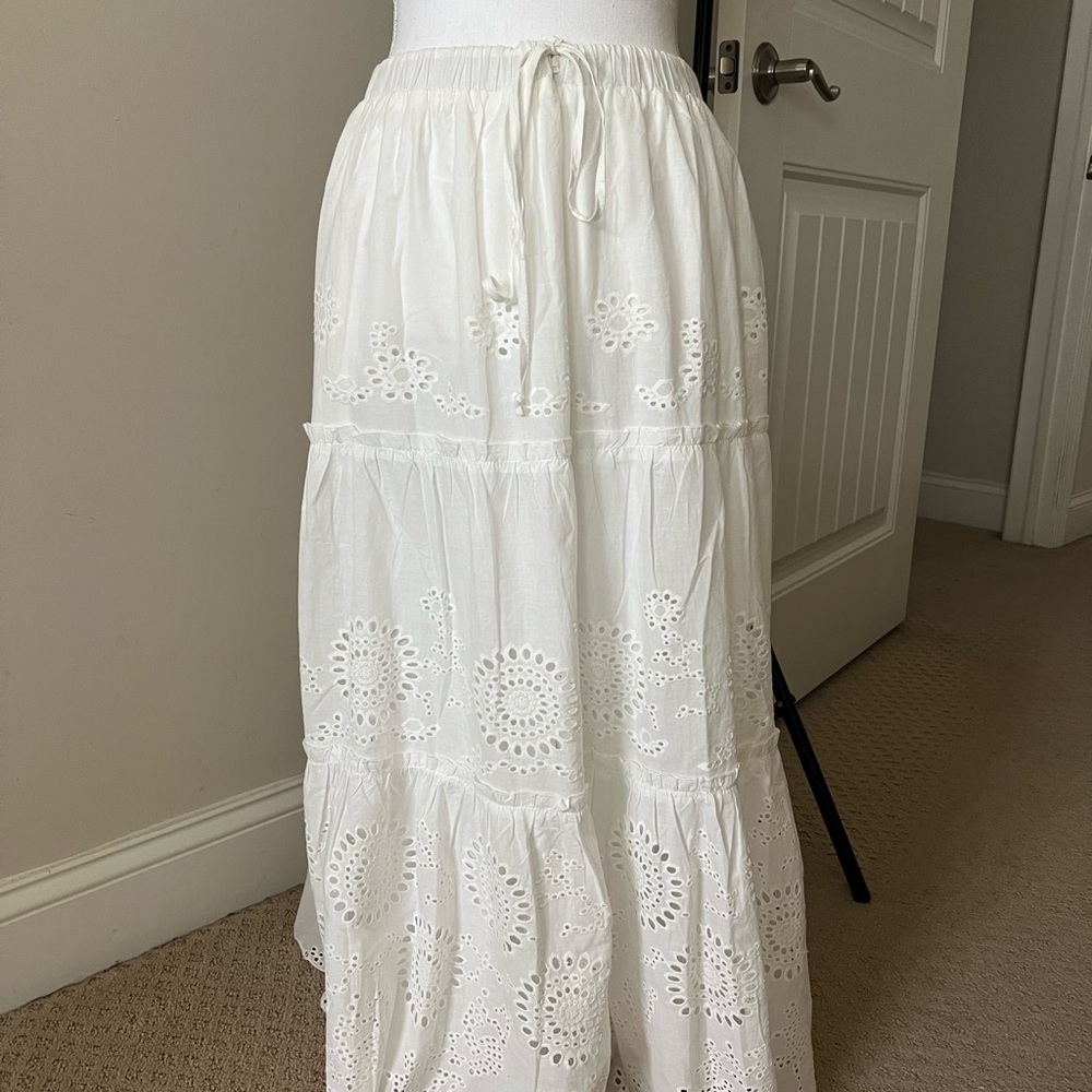 Francesca's Collections White Tiered Maxi Skirt